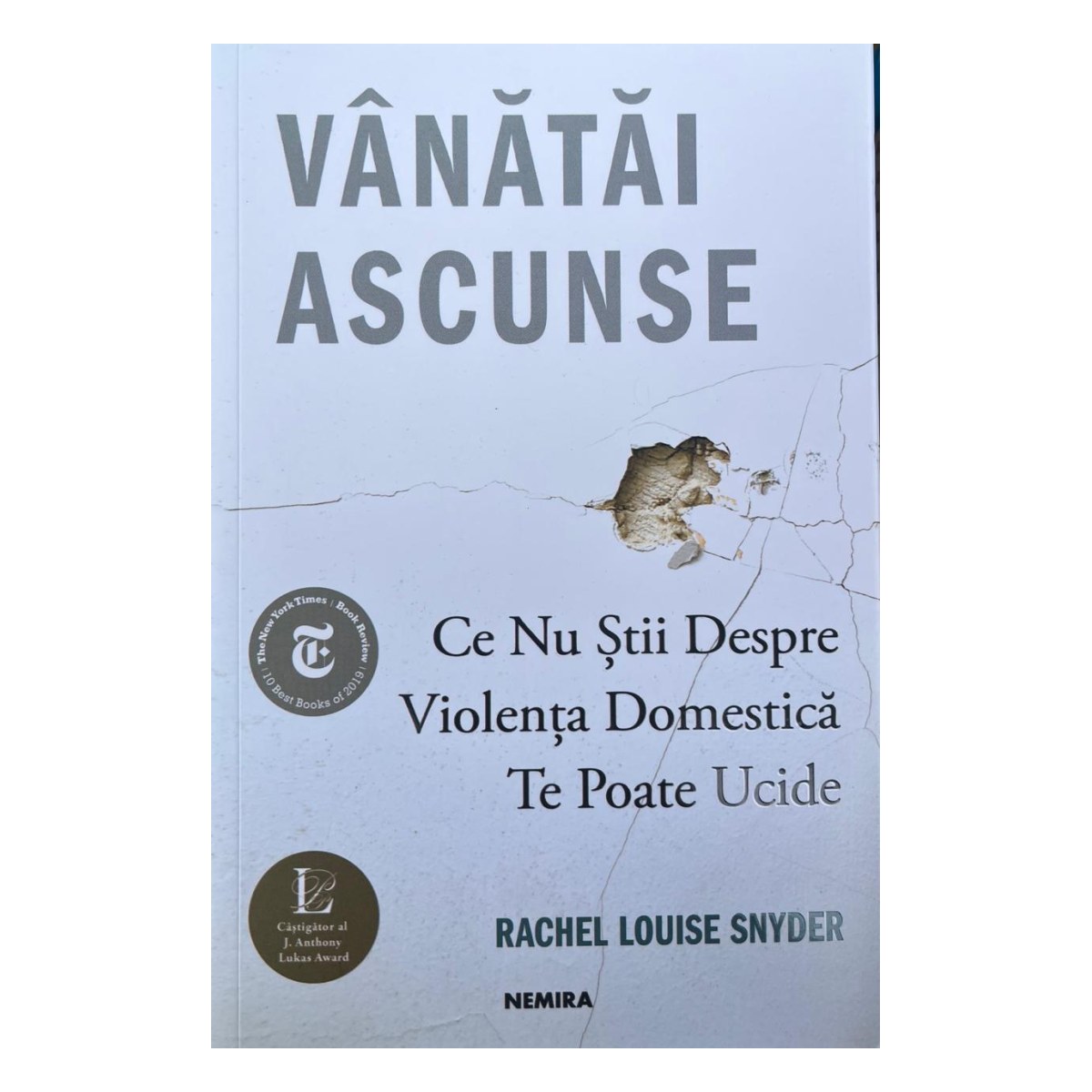 Vânătăi ascunse. Ce nu știi despre violența domestică te poate ucide